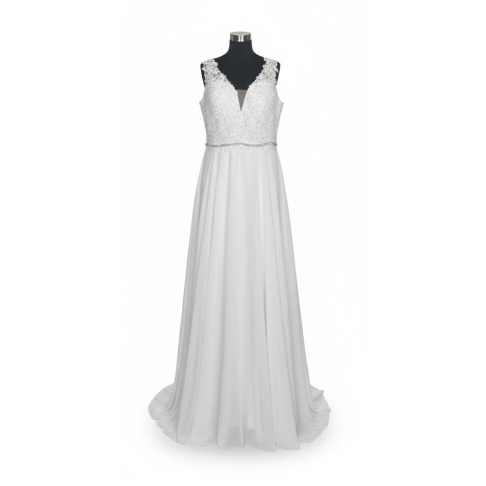 Loyeloy Size 18 NWT dress - Wedding, Bride, or Party